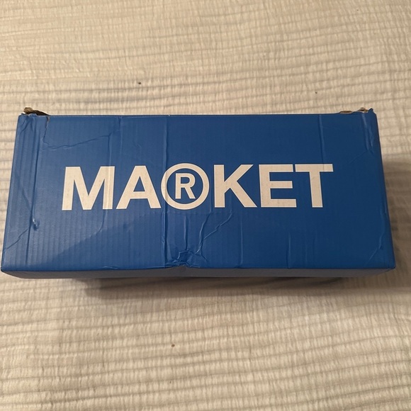 Market Standard Slides - NIB - Size 7 - Picture 10 of 10